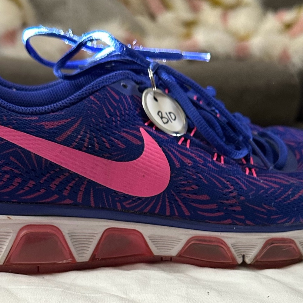 Woman’s Nike Tailwind Running shoes